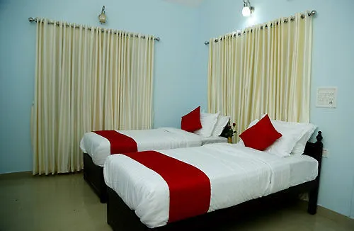 Aruvi Resort Munnar