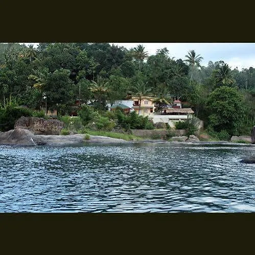 Aruvi Resort Munnar 3*,